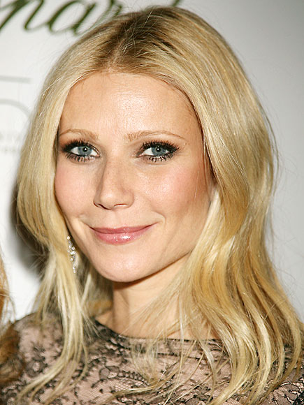 Gwyneth Paltrow - Holiday Inspiration